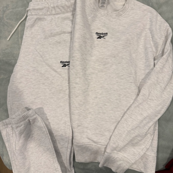 Reebok sweat suit - Picture 2 of 2